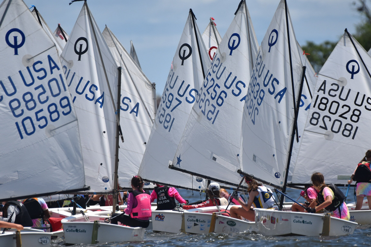 Sailing-regatta-with-optimist-boats-young-sailors-JUNIOR-SAILING-Avalon-Yacht-Club